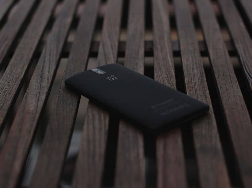 teléfono móvil oneplus negro