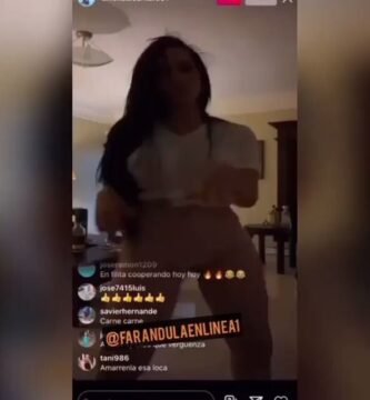 Amelia Alcantara desnuda en un live de instagram