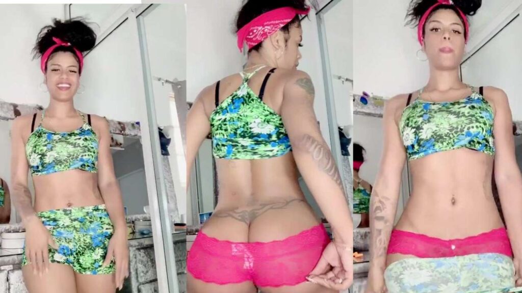Yeraldincom mostrando su cuerpaso