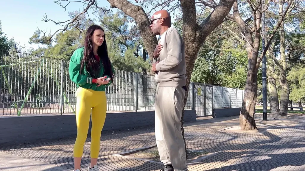 Black dijo que era un entrenador, pero pensé que solo intentaba lastimarme.