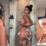 Julieth Diaz y su momento húmedo y privado en la ducha