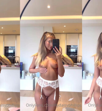 Lillian Phillips Tease her Tiny Assets in Leaked Exposed Video