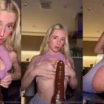 Madison metiendose duro con su dildo