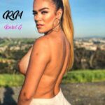 Pack de Karol G semidesnuda