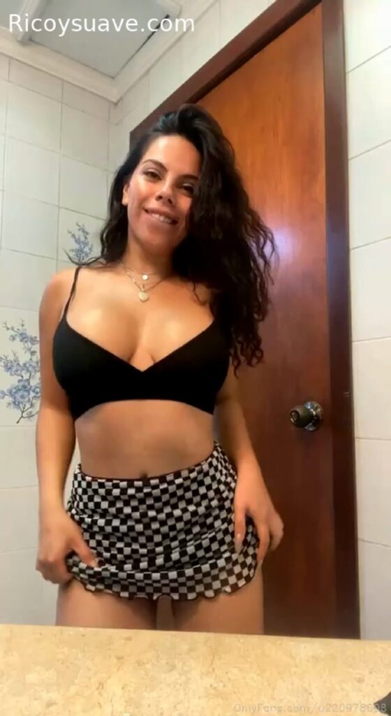 Youtuber Lizbeth Rodríguez live