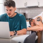 El marido se ha ido: es hora de divertirse